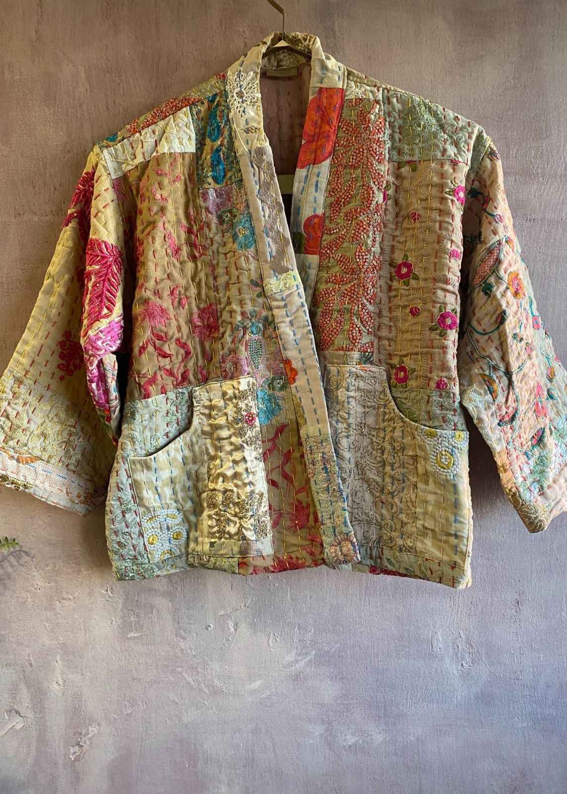 Embroidery jacket beige