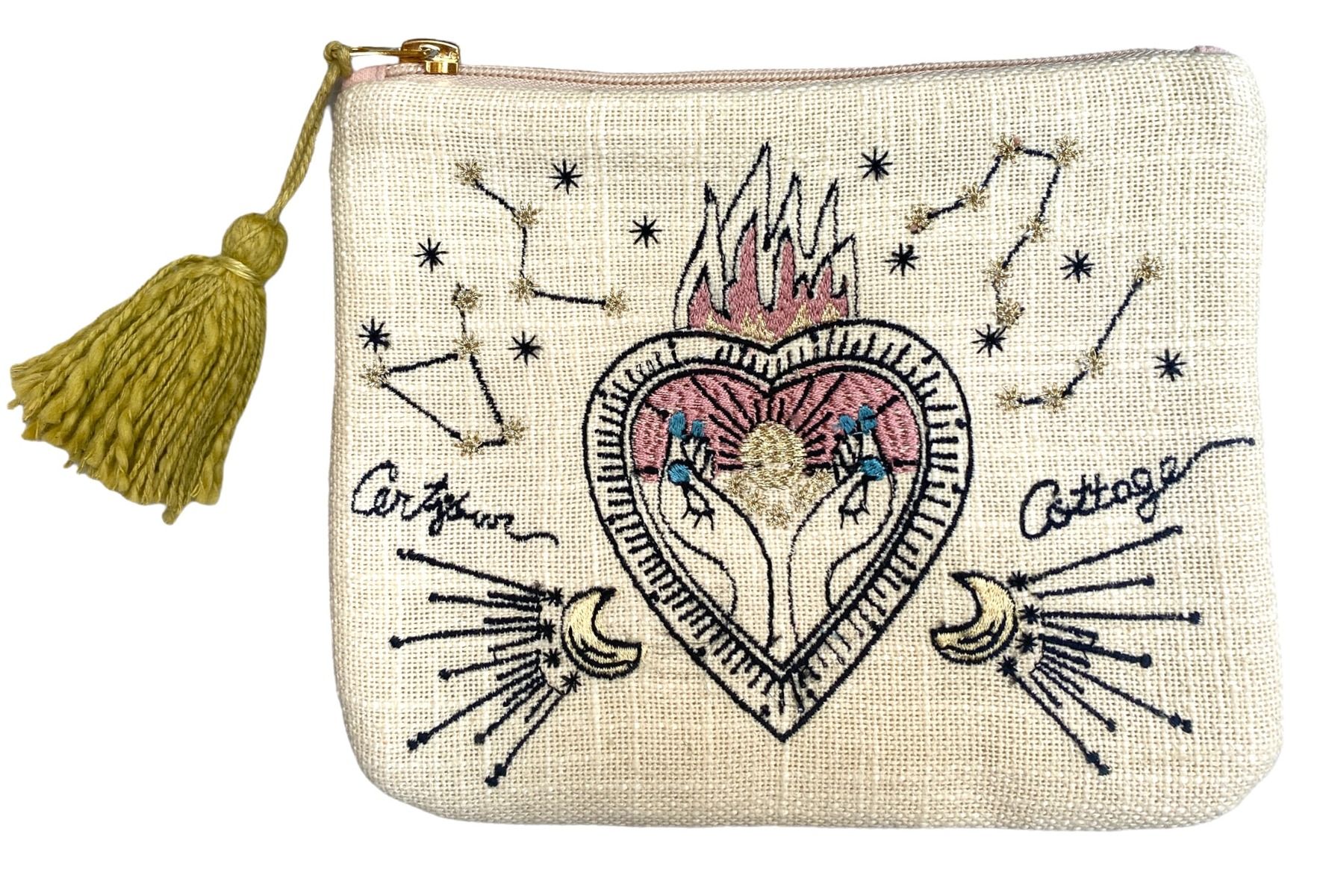 Pouch with heart print