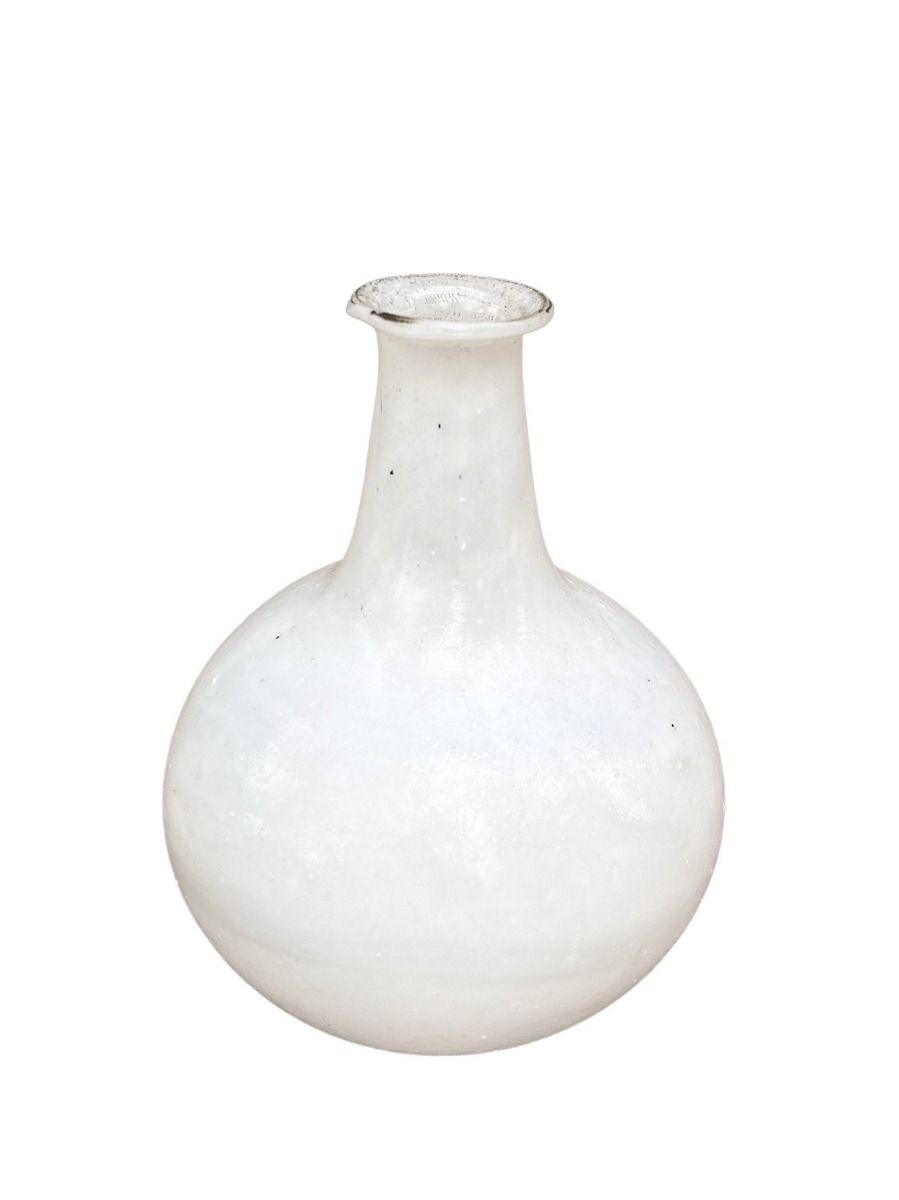 Vase opaline white glass