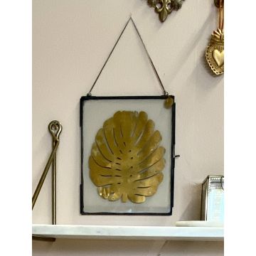 Photoframe with deco leaf