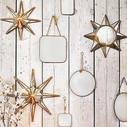 Mirrors & decorative objects